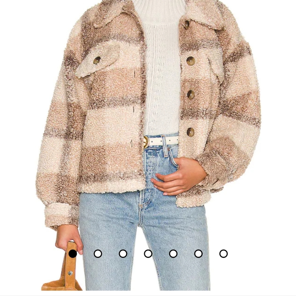 BB DAKOTA SHACKET